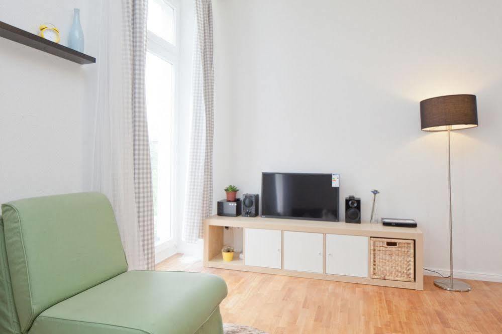 Apartment Uthman Berlin-Neukoelln Zewnętrze zdjęcie